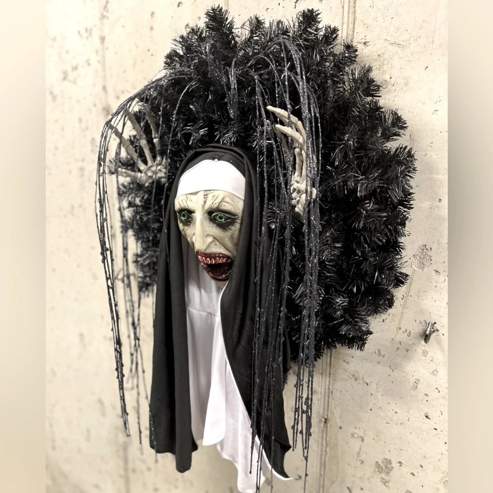 New Horror Bloody Nun Wreath Skeleton Hands Black Wreath Scary Demonic Halloween